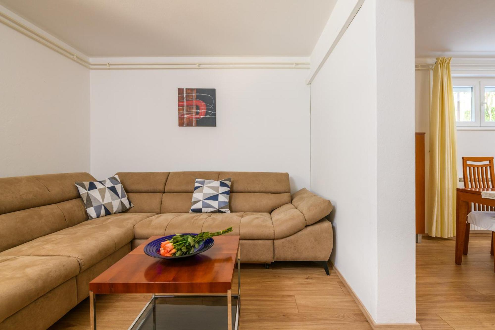 Krajcar Apartment Banjole Exterior photo